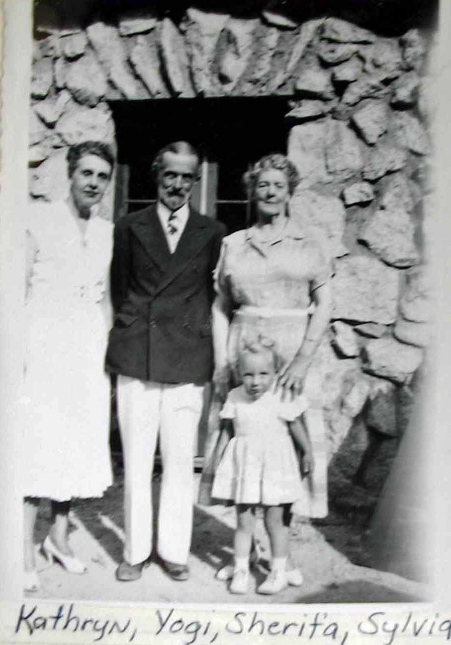 1942 Franklin, Sherifa, Kathyrn, & Sylvia*