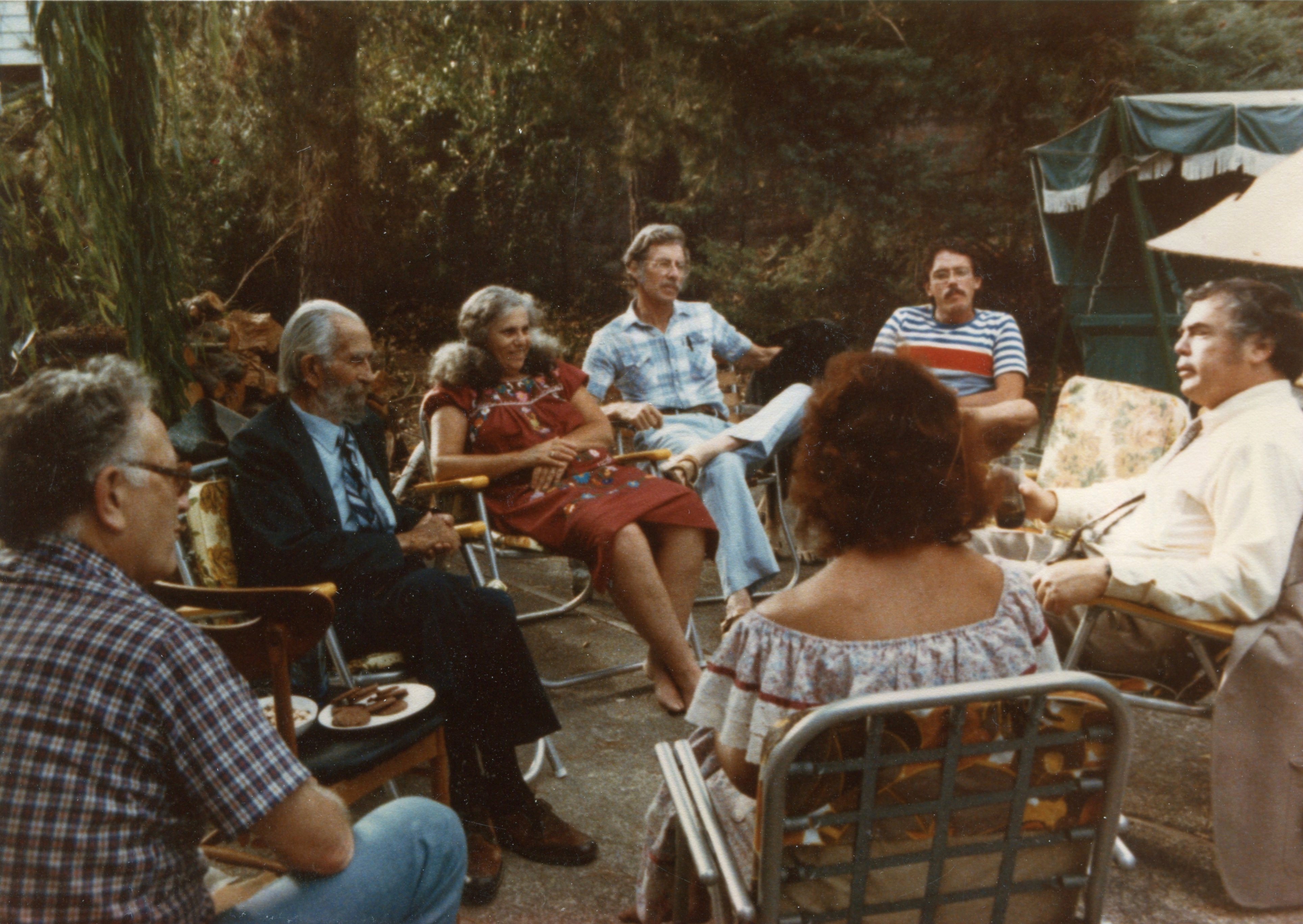 1984-Aug FW home, garden conversaton