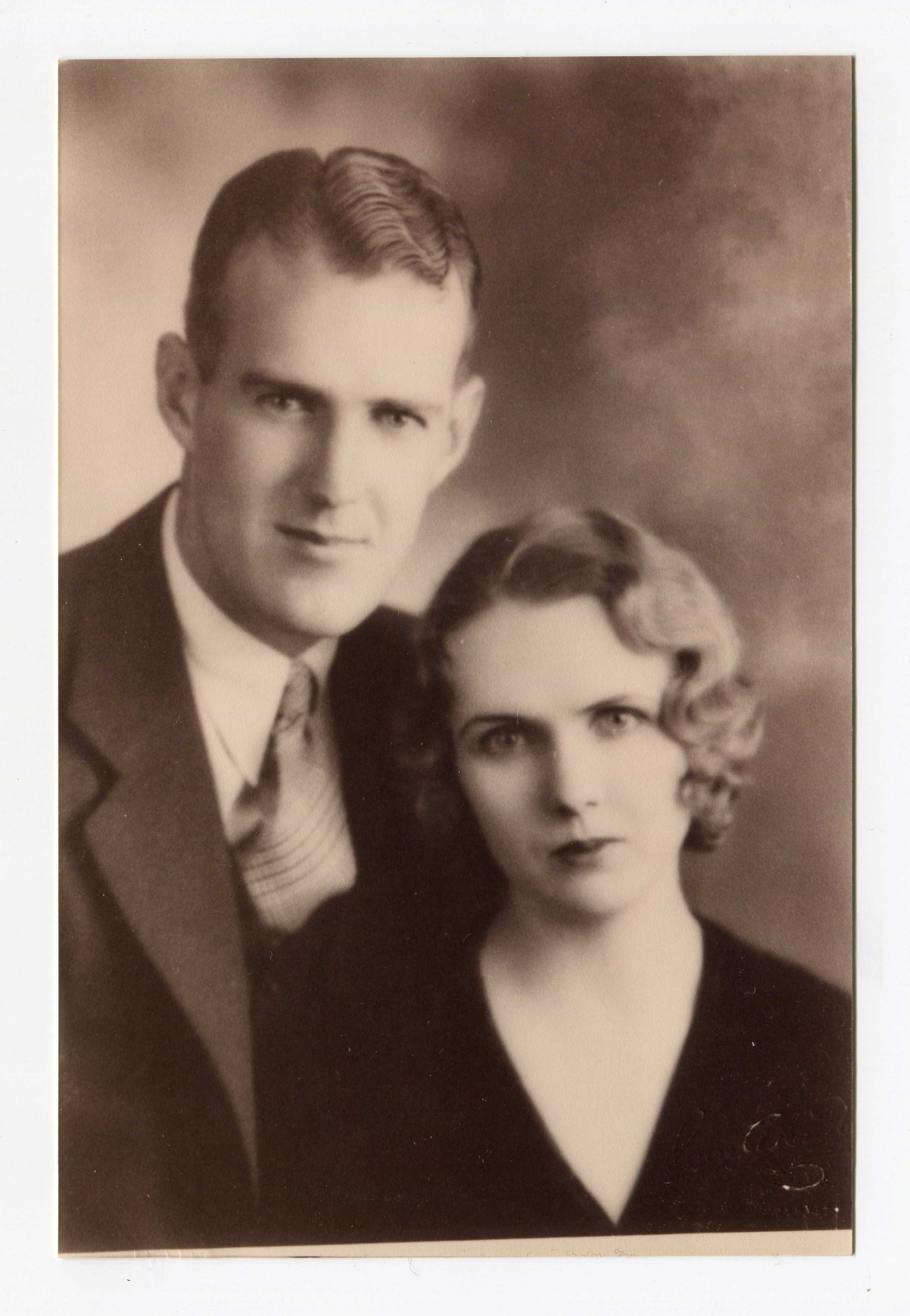 1932 Jim & Helen Briggs portrait