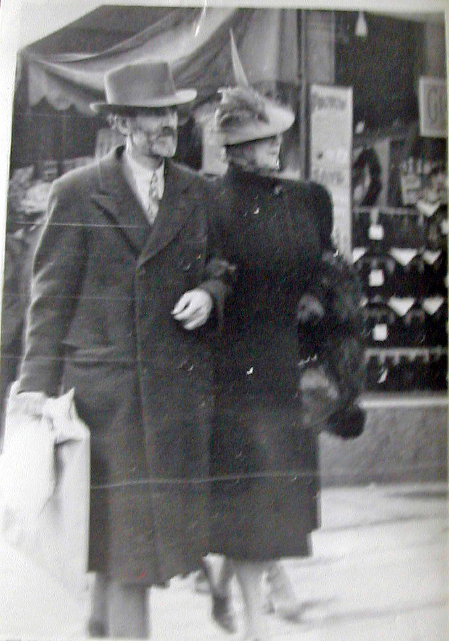 1938 Franklin & Sherifa in Des Moines*