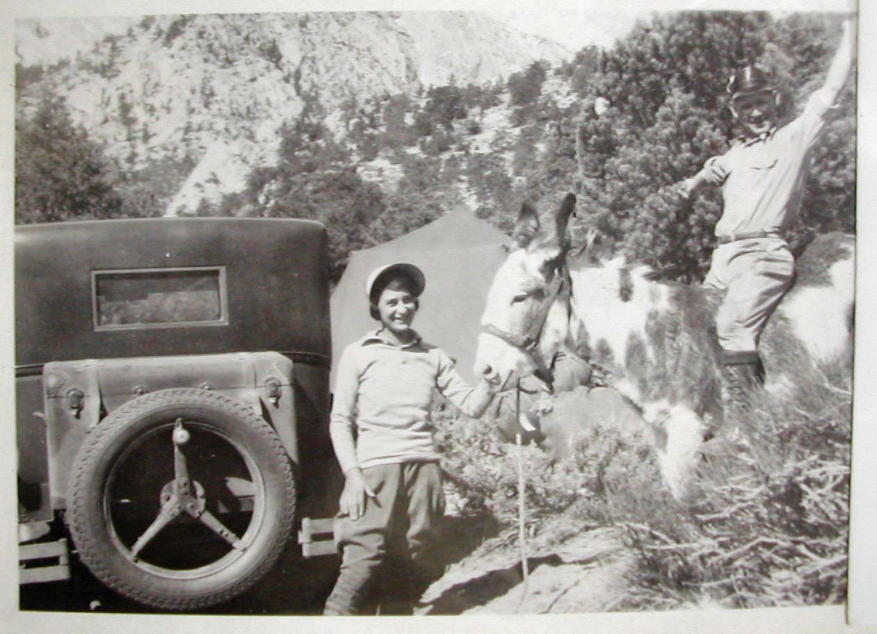 1940 Ashrama camp - the Sedwicks*