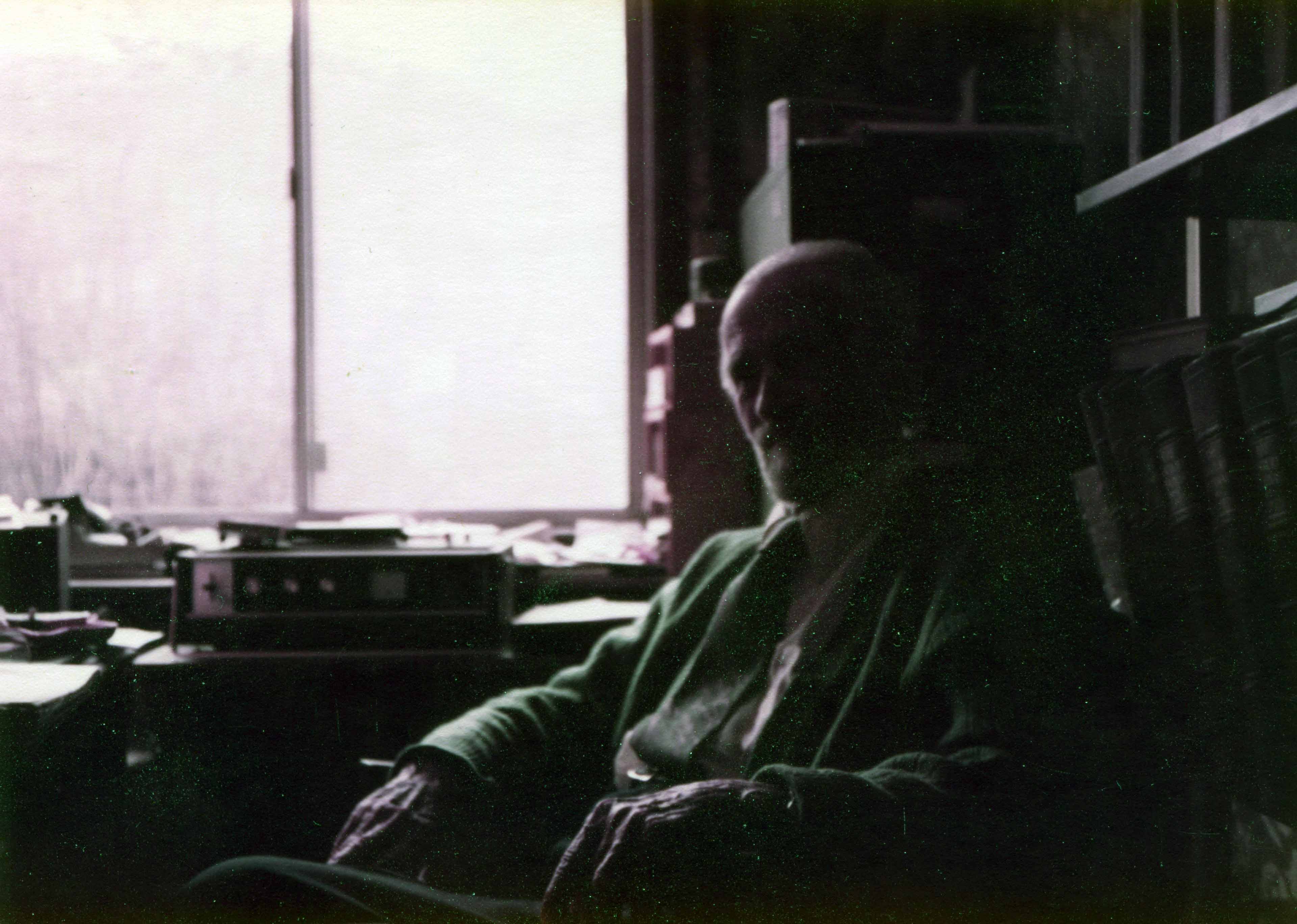 1979-Oct FMW in his Office b