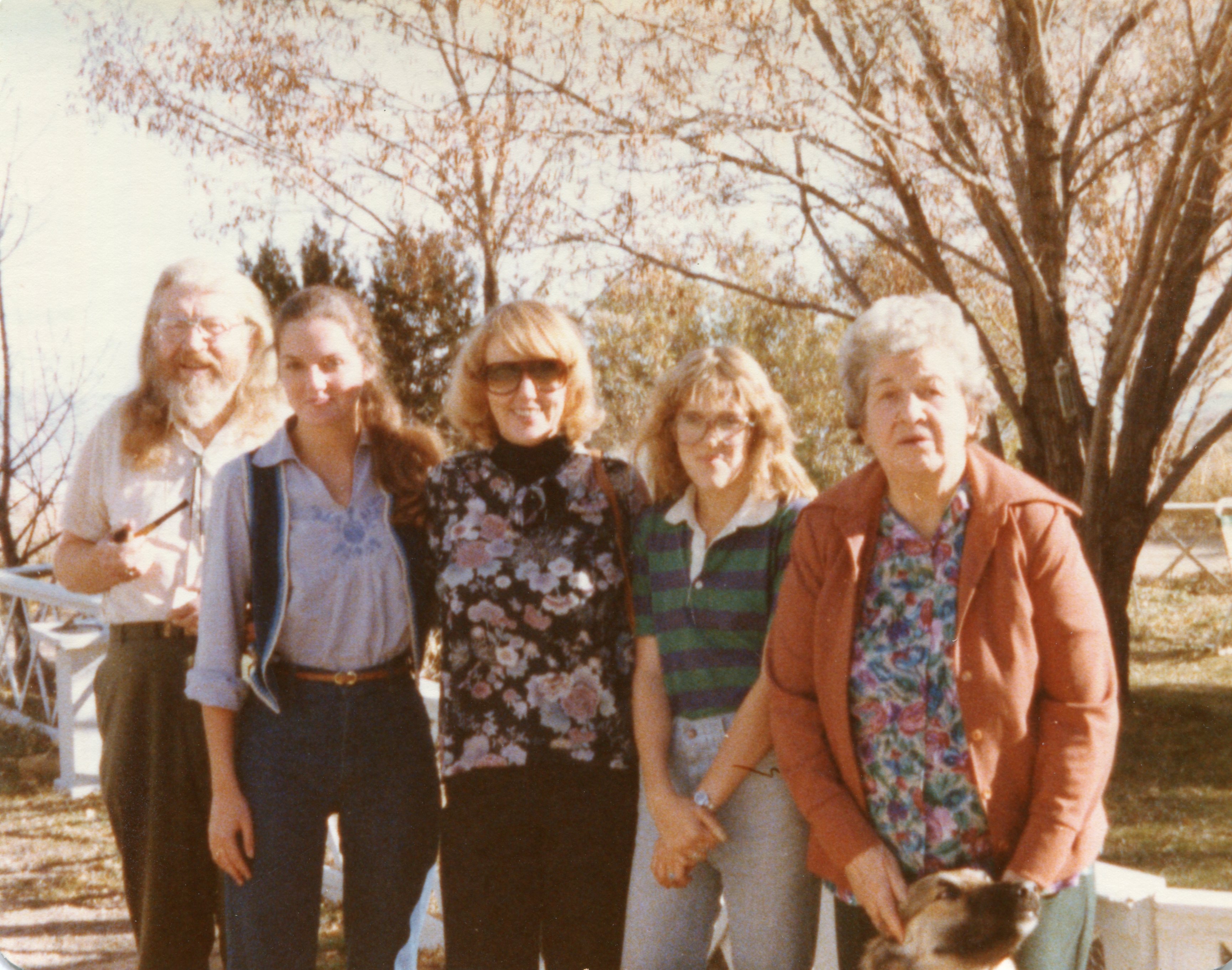 1979-July FMW Home: Murray Gregg; Dana, Doroethy, & Jennifer Young; Peggy DeCono