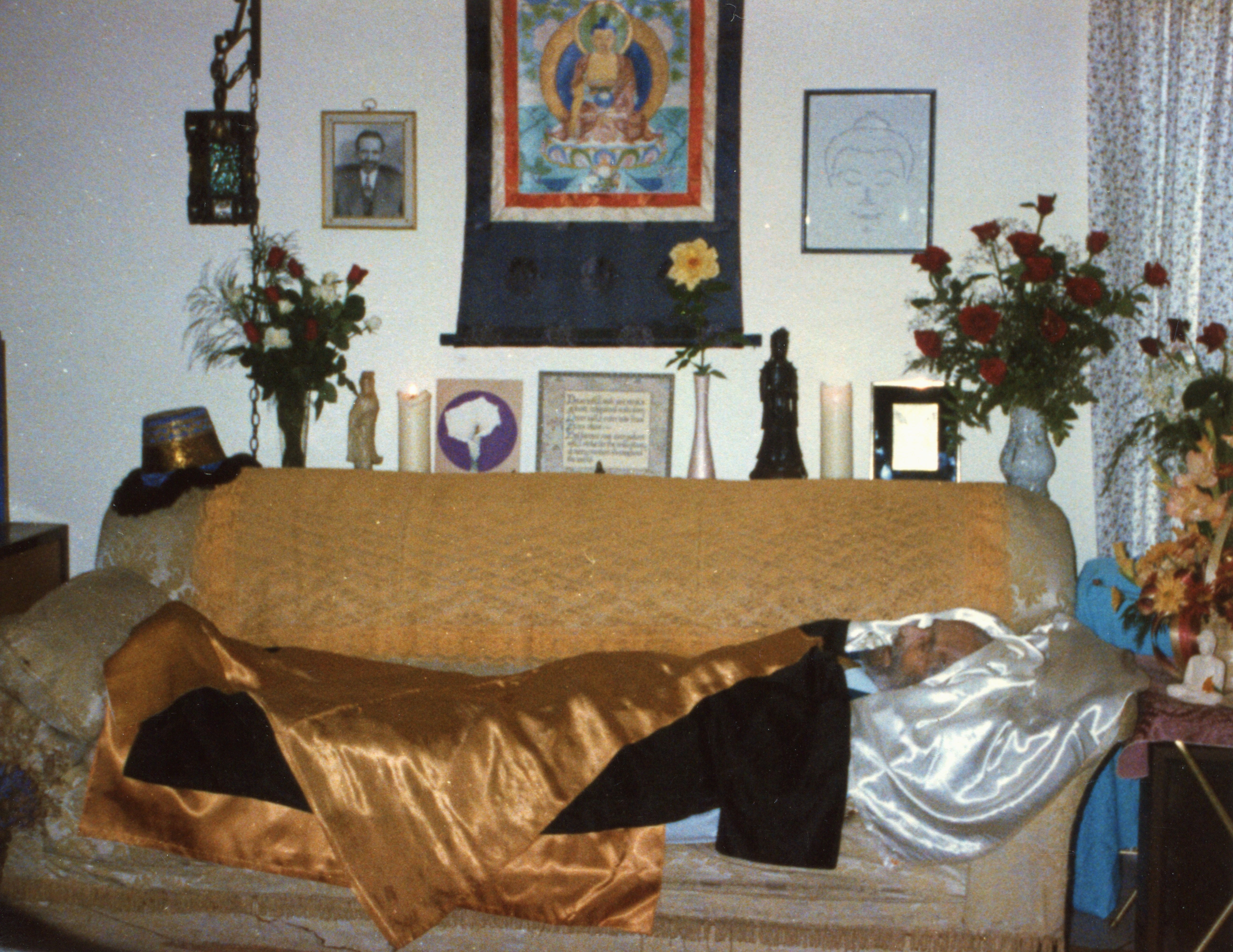 1985-Oct 4 Yogi's Final Repose